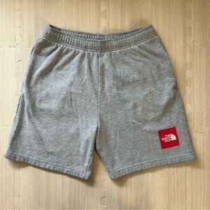 Men's The North Face Shorts with Drawstrings, 7" inseam. Sz Medium